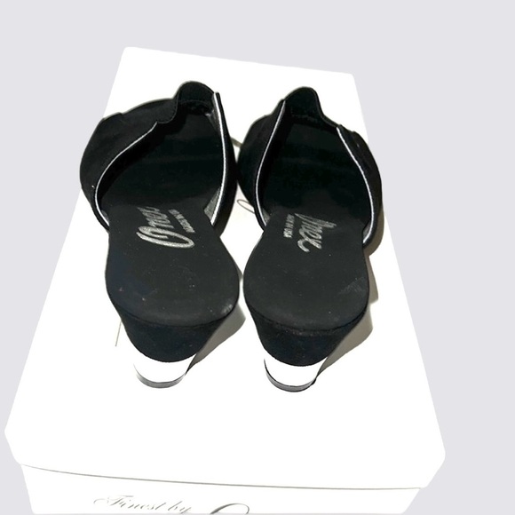 Onex Black Elastic Slide Sandals with Silver Heel Size 6 - Picture 2 of 3